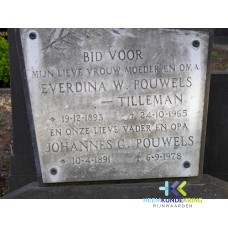 Grafstenen kerkhof Herwen Coll. HKR (224) E.W.Pouwels-Tilleman & J.G Pouwels